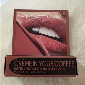 Sleek Satin Lipstick - Crème in Your Coffee